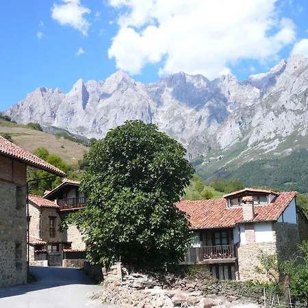 La Casa De Omi Apartment Camaleño