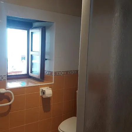 La Casa De Omi * Camaleño