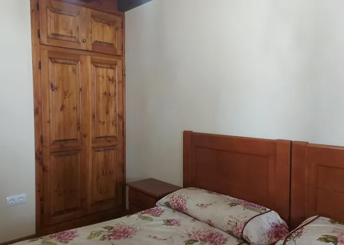 La Casa De Omi Camaleño